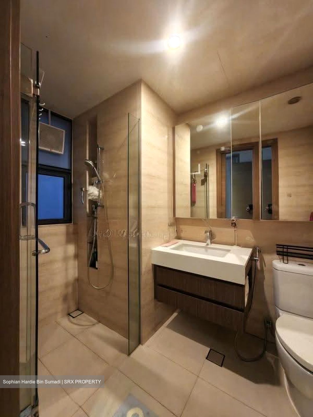 The Palette (D18), Condominium #634752451